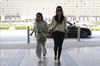 Vanessa Hudgens Out with Her Mom