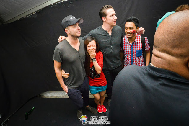 That happy moment when able to hug your favourite man OneRepublic Native Live in Malaysia 2013 =)