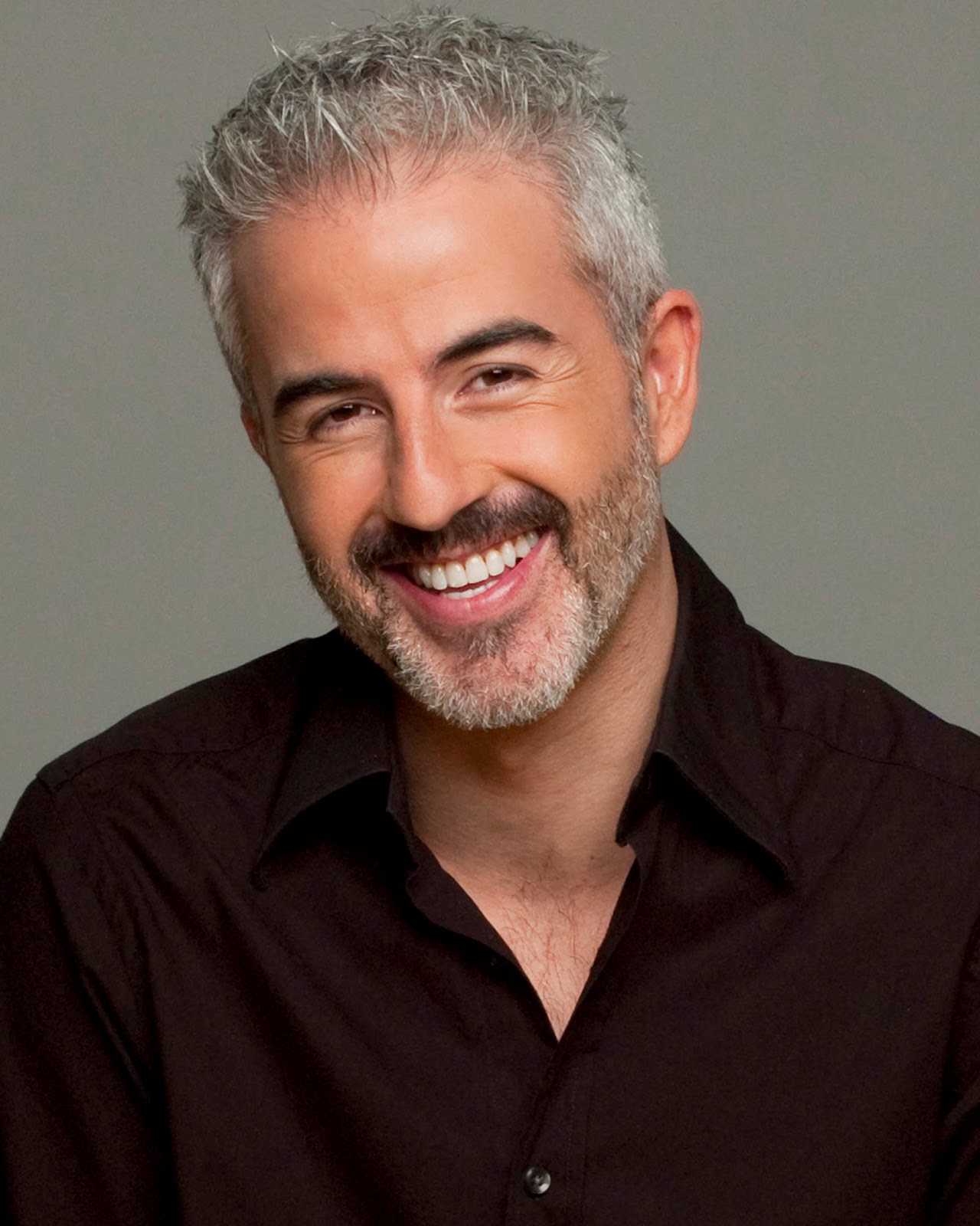 Roberto Correcher Net Worth