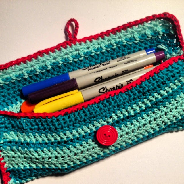 crochet pencil case with zipper