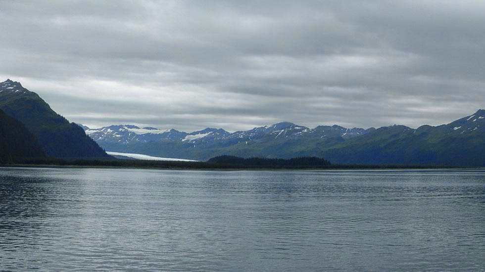 Las huellas del cambio climático en Alaska durante más de 100 años Yalik+Glacier+(2004)+-+Photos+of+Alaska+Then+And+Now.+This+is+A+Get+Ready+to+Be+Shocked+When+You+See+What+it+Looks+Like+Now.