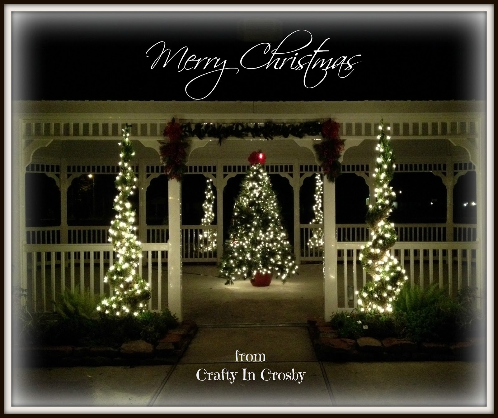 Crafty in Crosby Christmas Gazebo Pictures