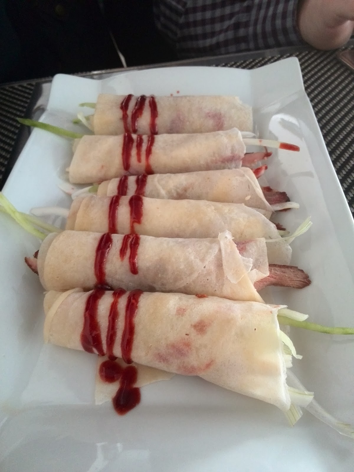 Consejos para cumplir los propósitos de comer mejor y alimentarse sanamente algo mas que comida: COMIENDO EN….