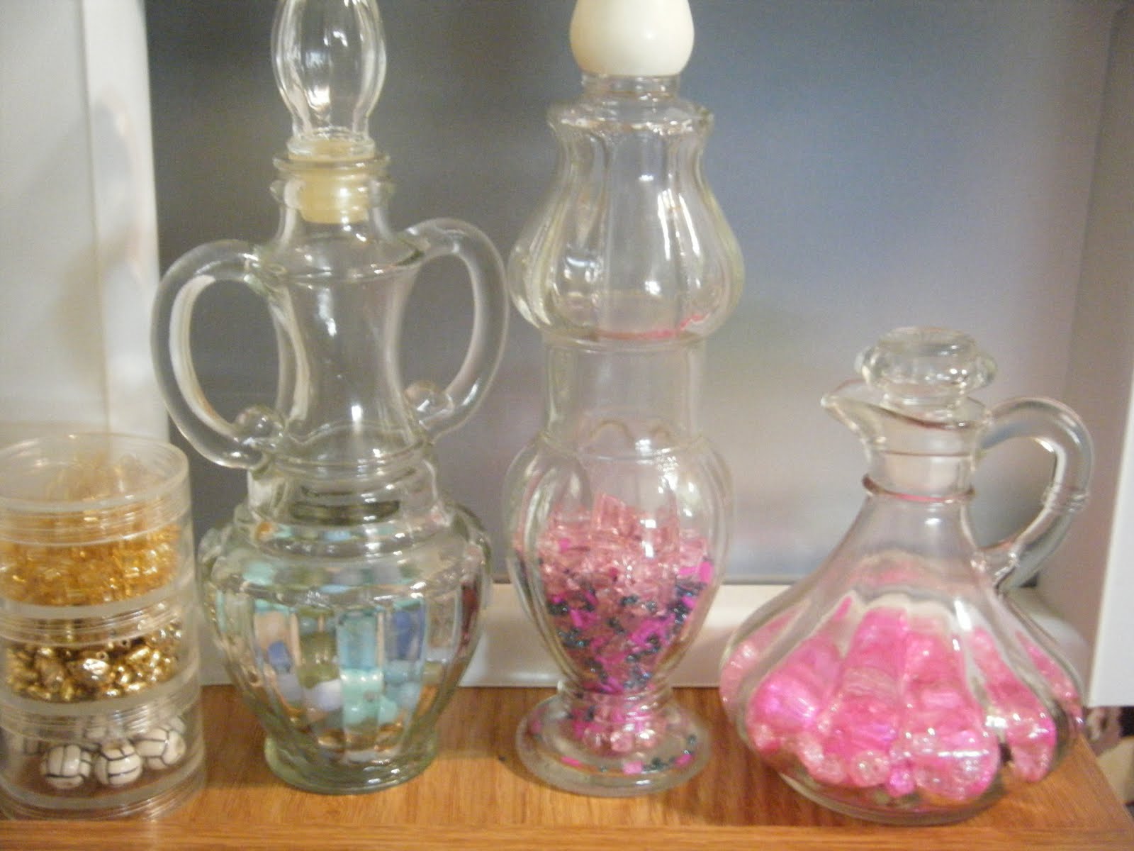CRAFTY STORAGE Vintage Glass Jars