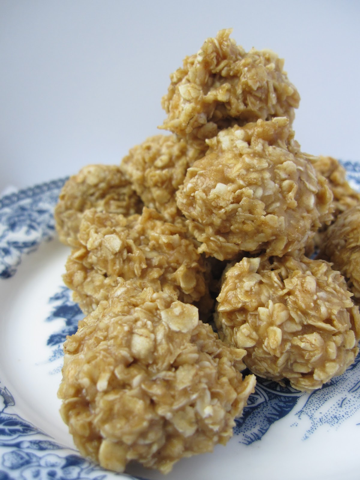 Oat and Peanut Butter Energy Balls
