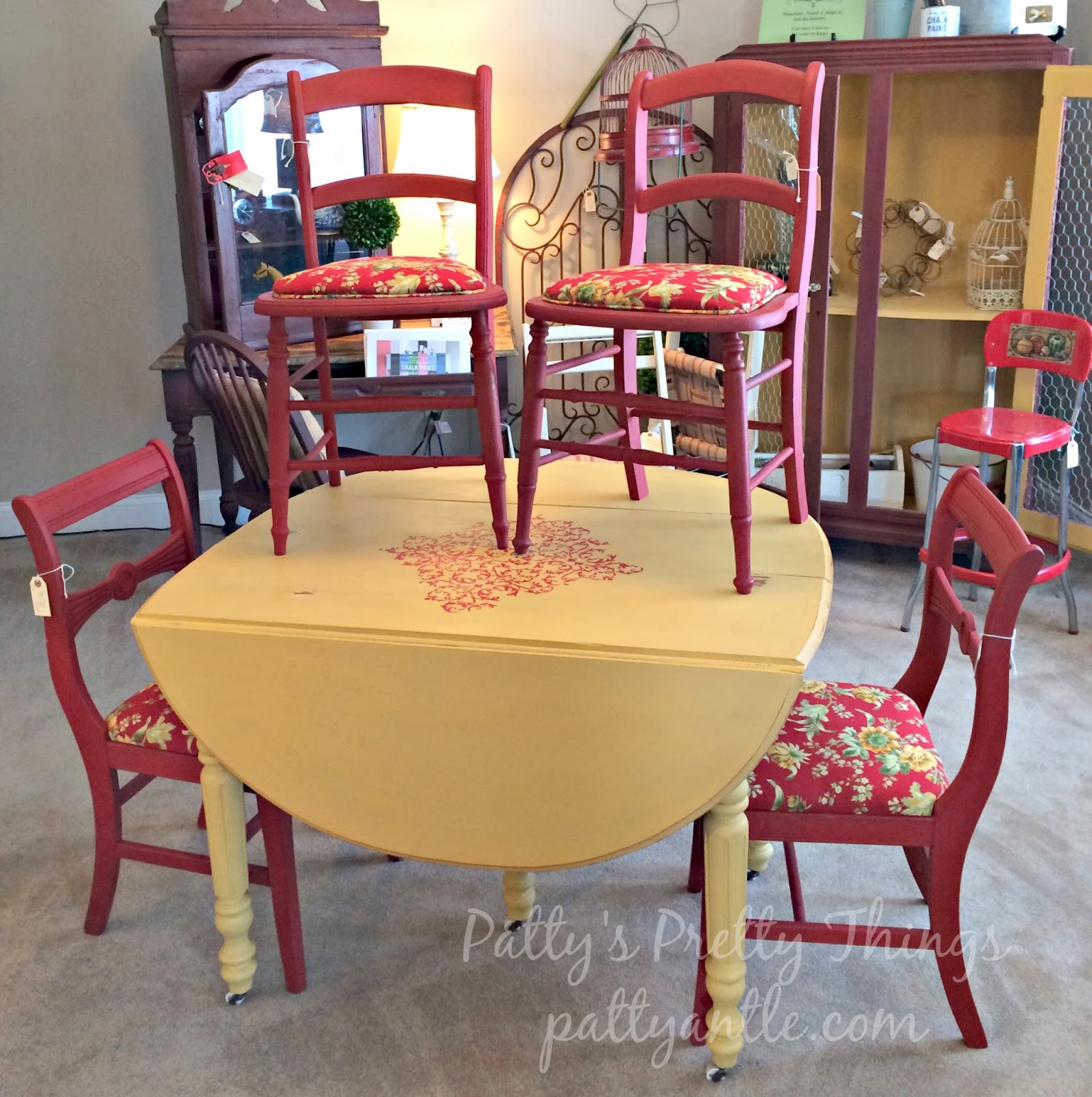 Patty Antle's Prettys Indiana Antique Guide Curly Willow Antiques & Treasures