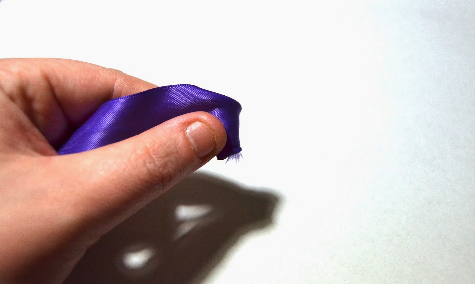 The Gangstress Ladies' Tutorials Hot Glue Ribbon Rosette Tutorial