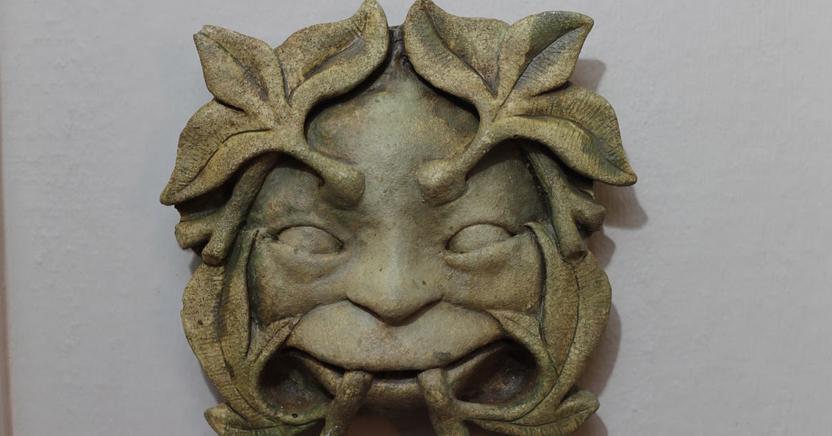 Catty-Corner Cottage: Verde Verite