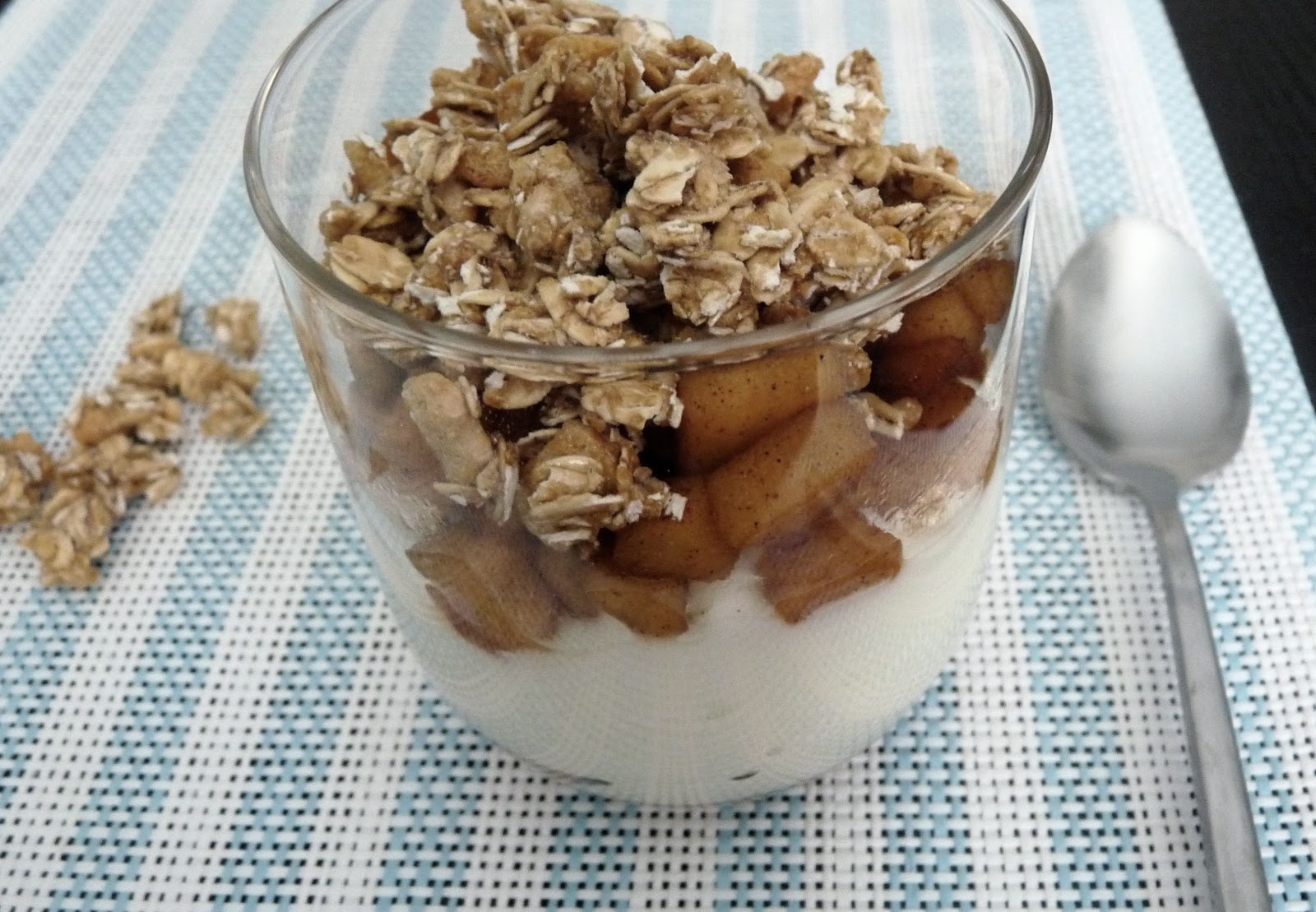 Vanilla Yogurt & Apple Compote Parfait