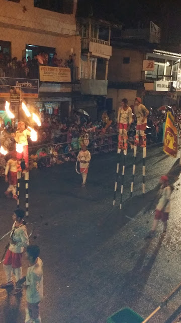 Esala Perahera Festival de Kandy (Sri Lanka) Esala Perahera Festival de Kandy (Sri Lanka)