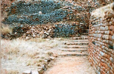 UNESCO Dünya Mirası Khami Harabeleri UNESCO Dünya Mirası Khami Harabeleri