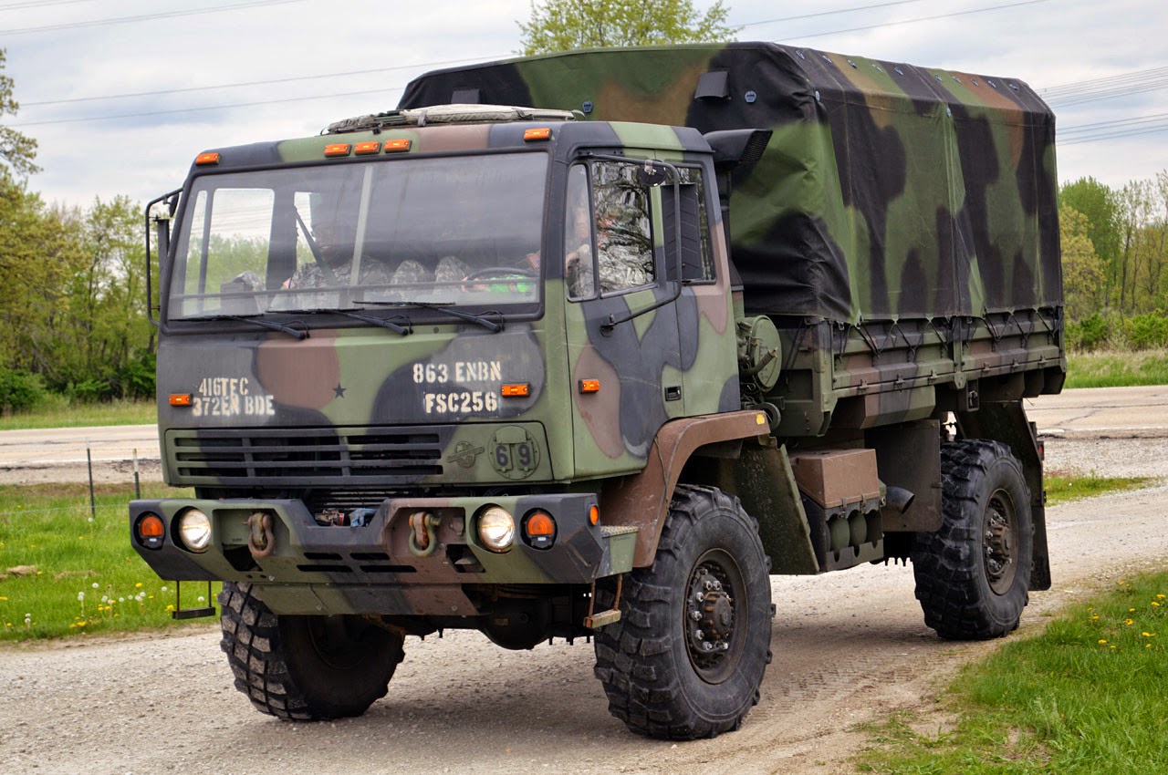 169 Automotiveblogz Us Army Humvee Driver Driven To Work
