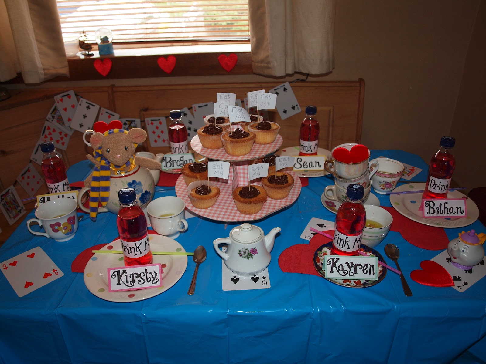 Jen's Place Mad Hatters Tea Party!
