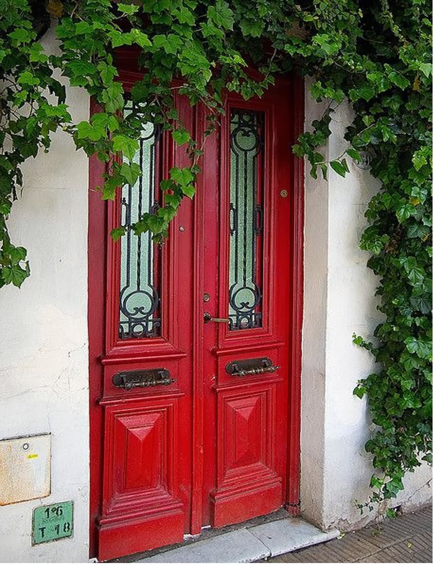 Red Door Brick House a touch of southern grace : storybook red doors Red Door Brick House a touch of southern grace : storybook red doors