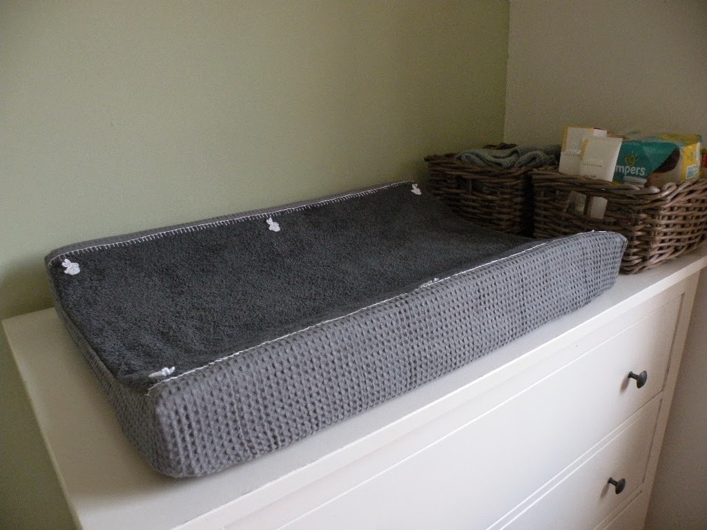 Just Skirts and Dresses diy fitted changing pad cover 'Koeka