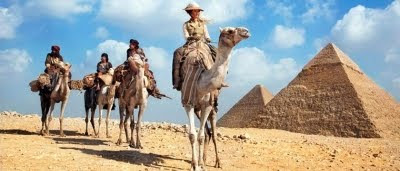 Adèle Blanc-Sec (Louise Bourgoin) en Egypte dans Adèle Blanc-Sec Adèle Blanc-Sec (Louise Bourgoin) en Egypte dans Adèle Blanc-Sec