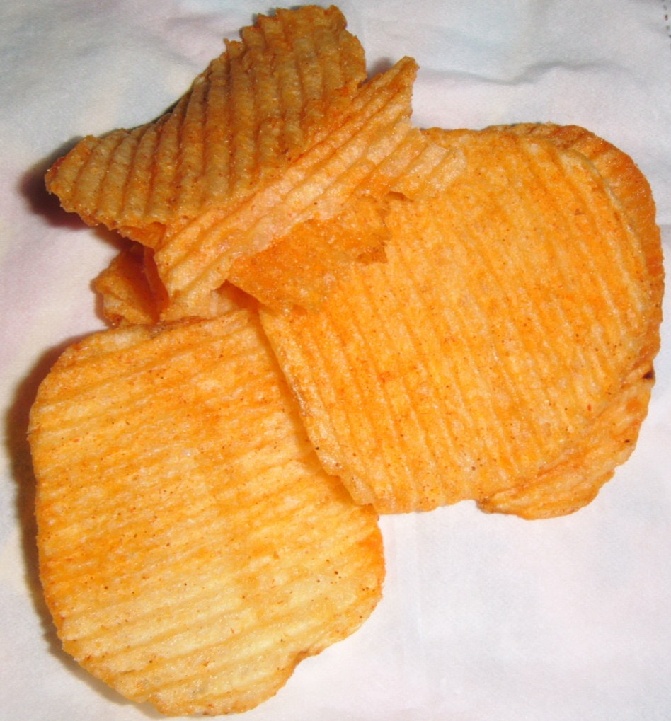 FOODSTUFF FINDS Walkers Ruffles Paprika (Asda) [walkers_crisps] [By