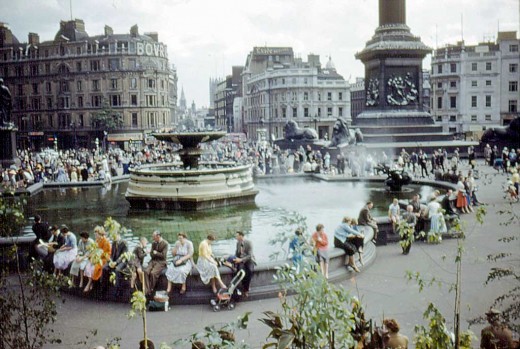 Fascinating Historical Picture of Trafalgar Square in 1950 