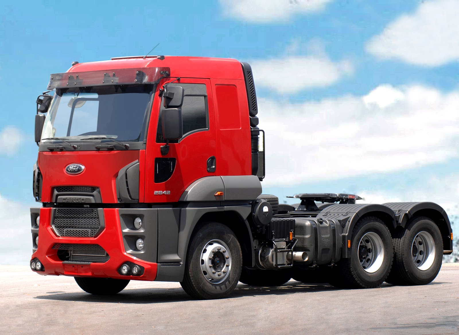 DIECIOCHO RUEDAS FORD BRASIL ALCANZÓ 400.000 UNIDADES PRODUCIDAS EN