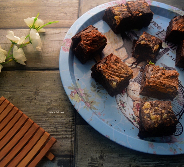Brownies with Peanut Butter Swirl and Brownies Cheese Cake Dapur