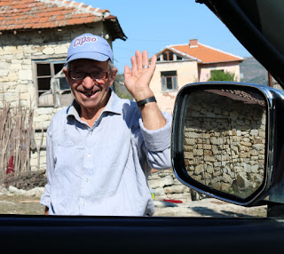 A friendly wave from Usmivka A friendly wave from Usmivka