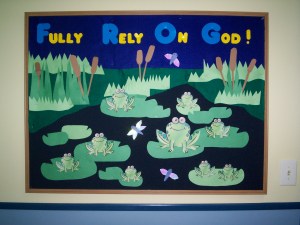 bulletin frog boards god fully rely pond preschool church frogs summer christian classroom sunday theme door crafts bullentin religious boring