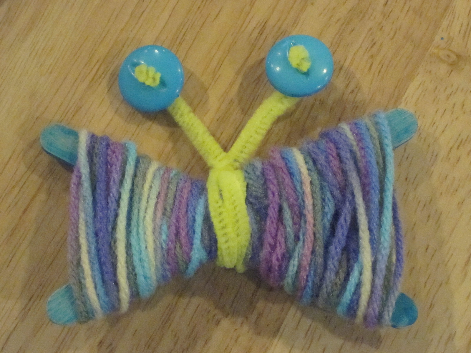 Yarn-and-Popsicle-Stick-Crafts Yarn and Popsicle Stick Crafts http ...