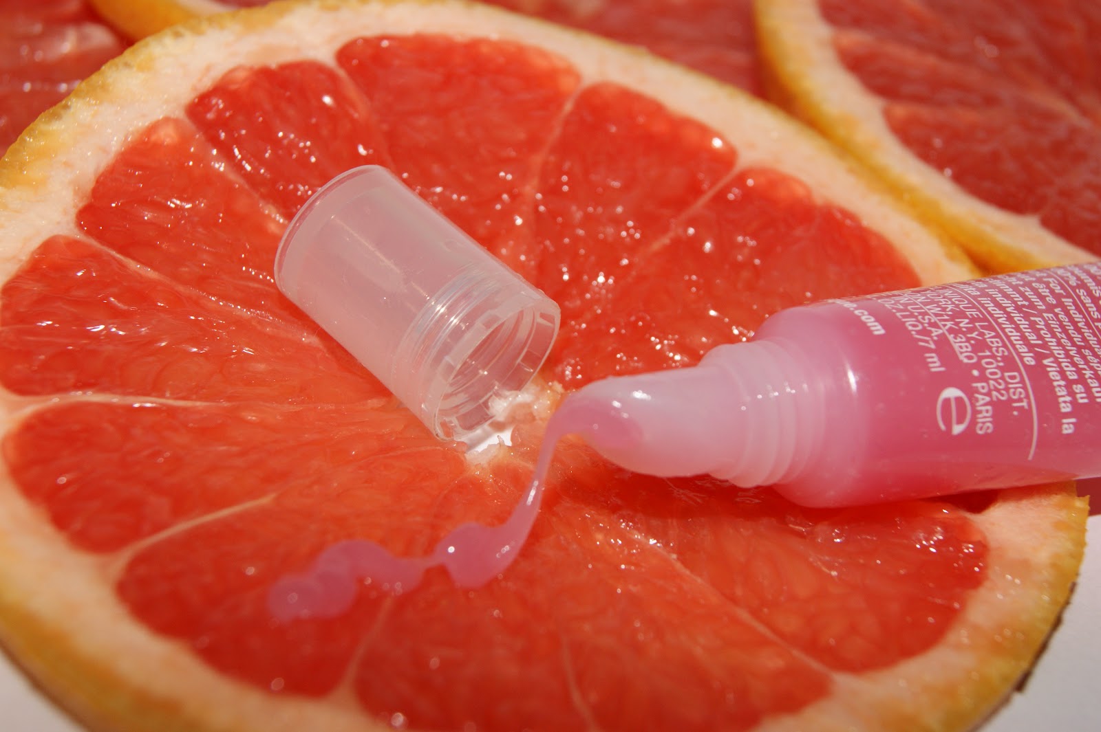 Clinique Superbalm Moisturising Gloss in Grapefruit Review The