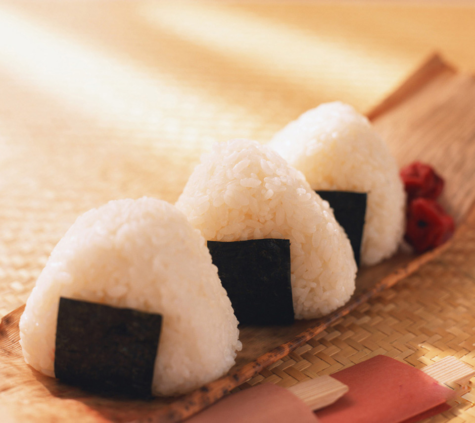 Tutti in Giappone!: Ricette giapponesi: Onigiri!