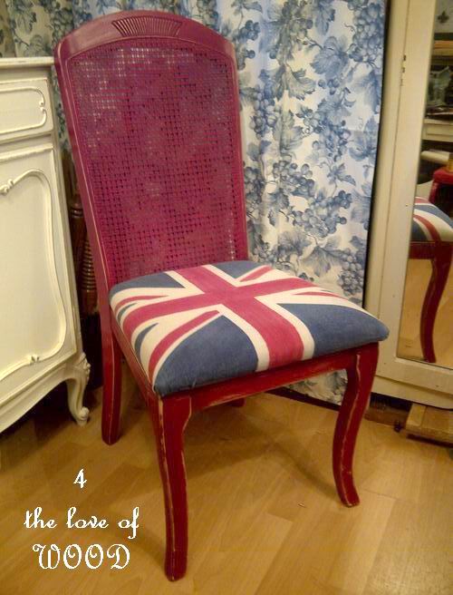 4 the love of wood CHAIRS FOR CHARITY