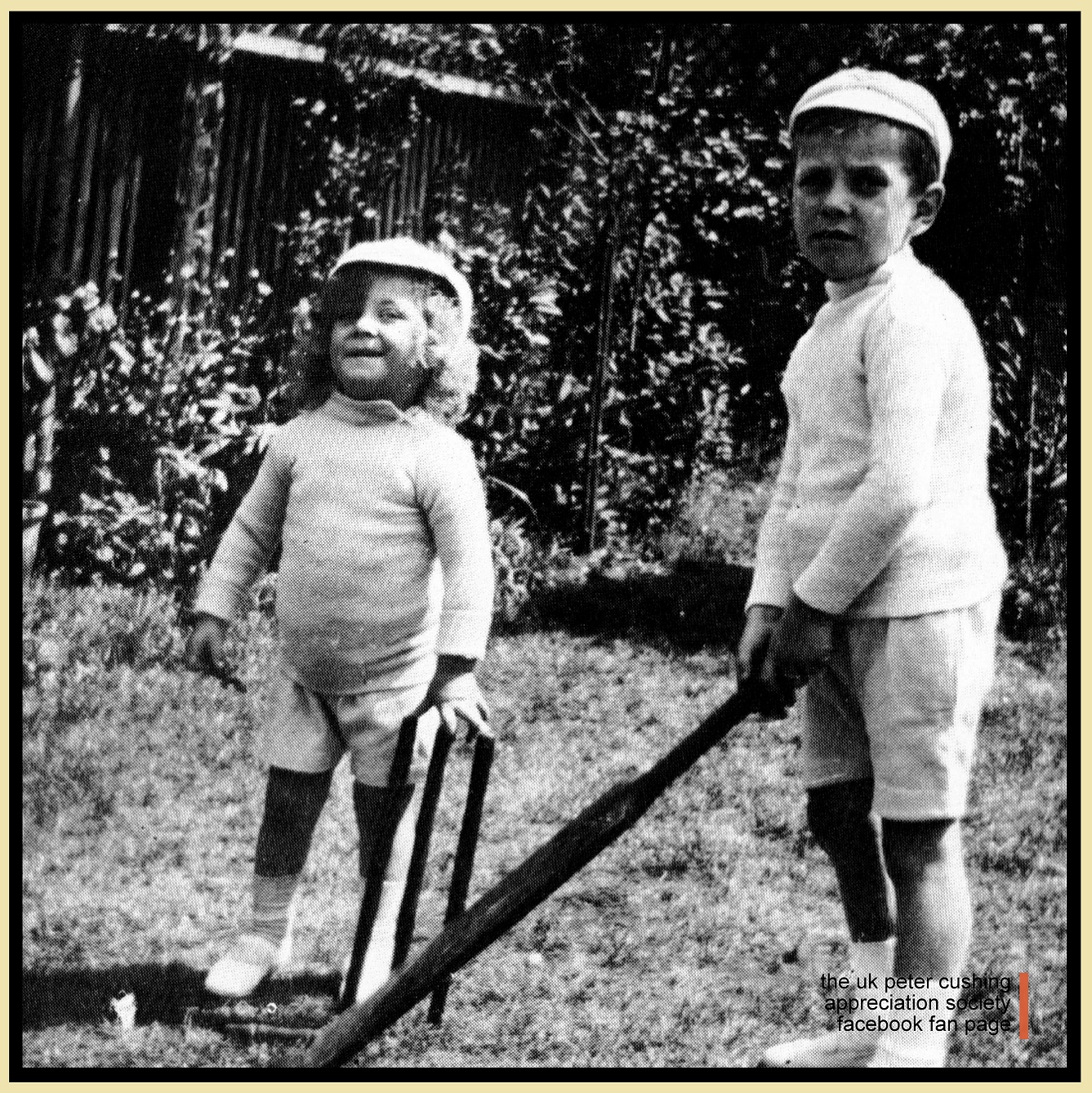 PETERCUSHINGBLOG.BLOGSPOT.COM (PCASUK): PETER CUSHING AT PLAY: PETER