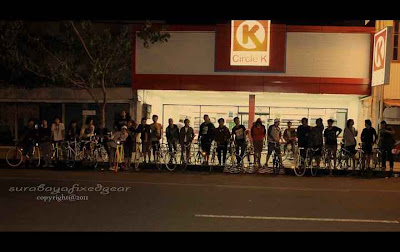 Komunitas Sepeda Fixie Surabaya fixed