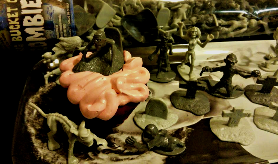 Life According To GreenVics Big Bucket Of Zombies Action Figures on