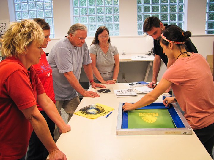 “Intro to Screen Printing” Class TIGER LILY PRESS