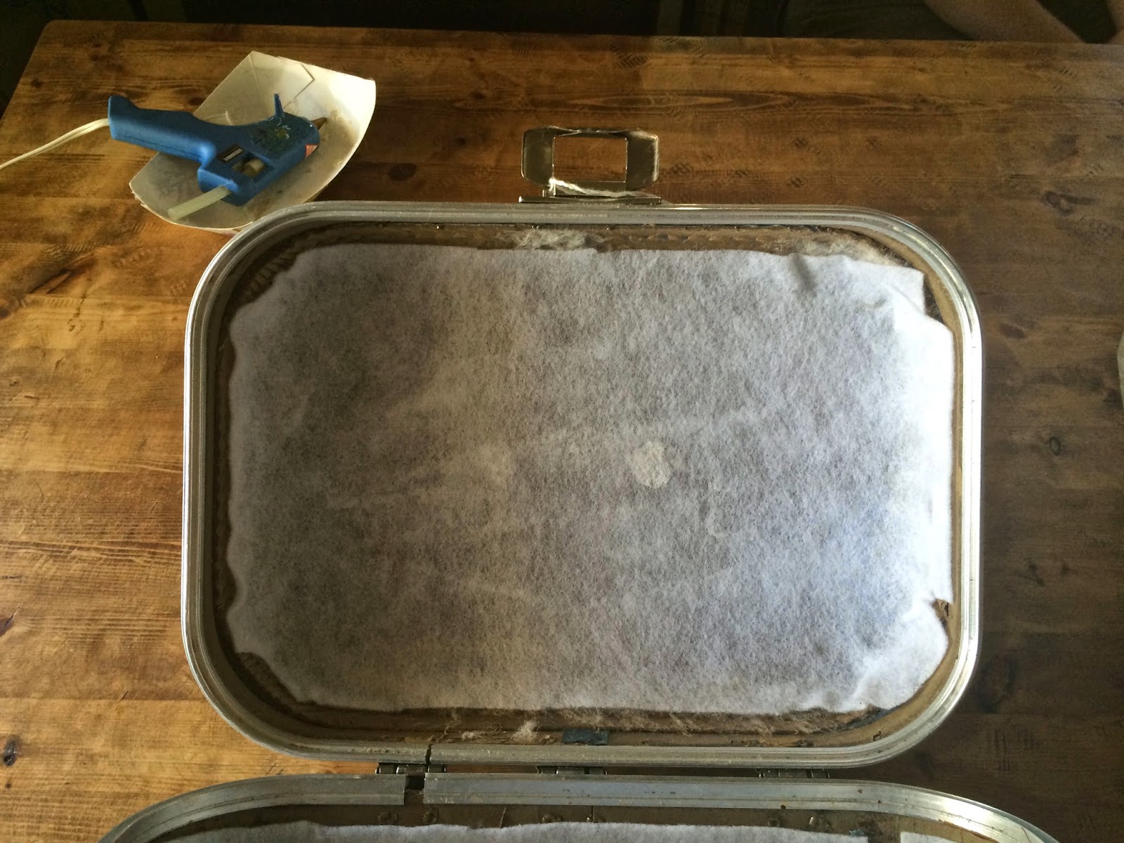 How To Recover A Vintage Train Case Ivy & Co.