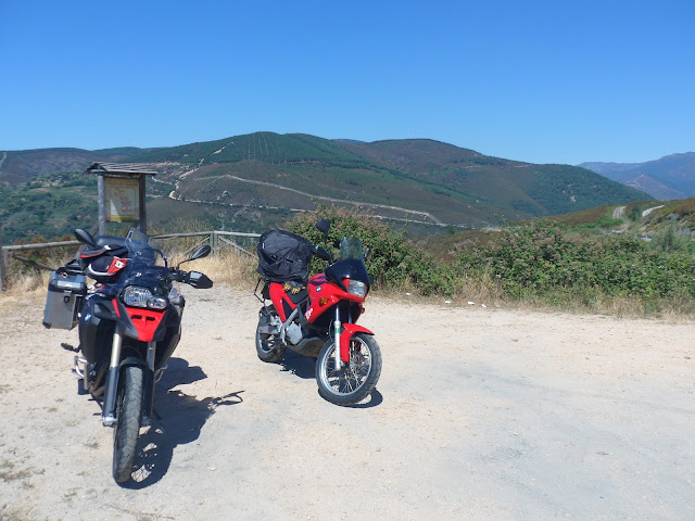 Puerto Lumeras Moto Bmw