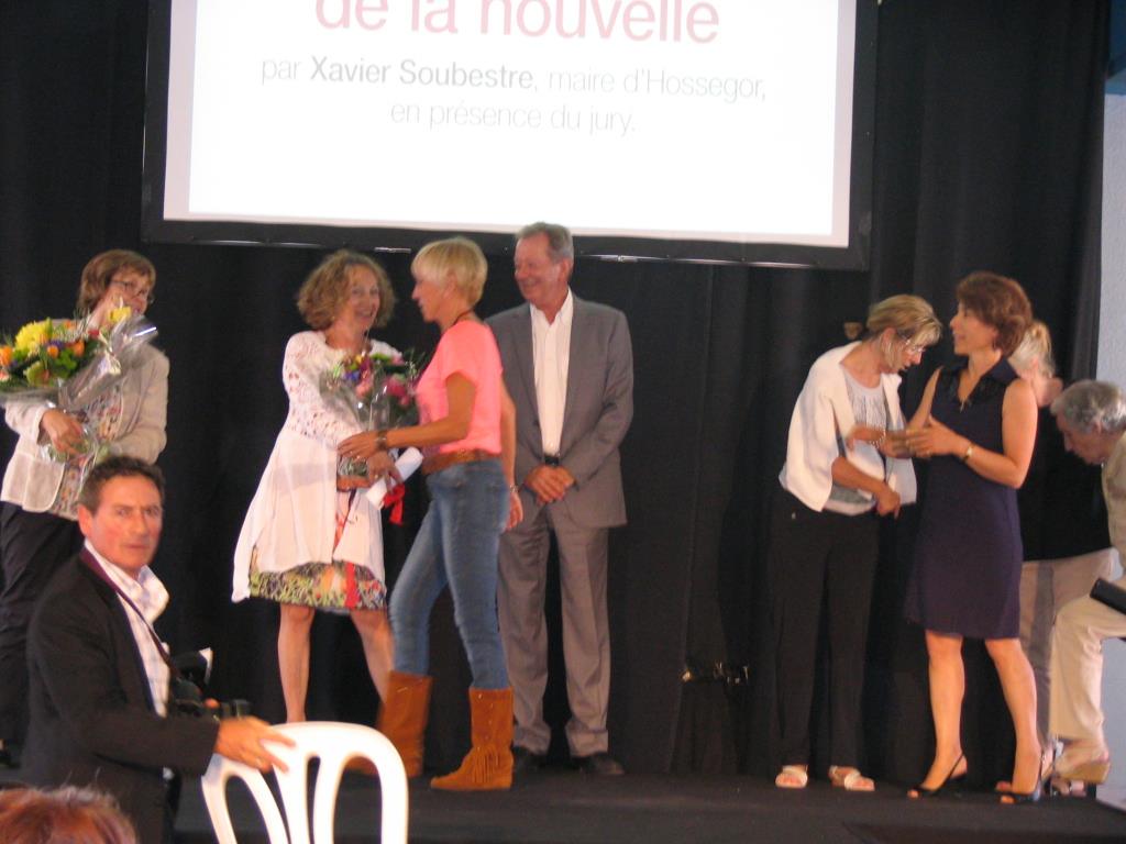 Remise du prix de la nouvelle pour "Entre chiens et loups", salon du livre de Hossegor 2012