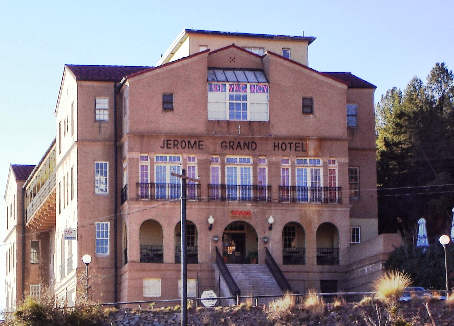 Finding Arizona Grand Hotel Jerome