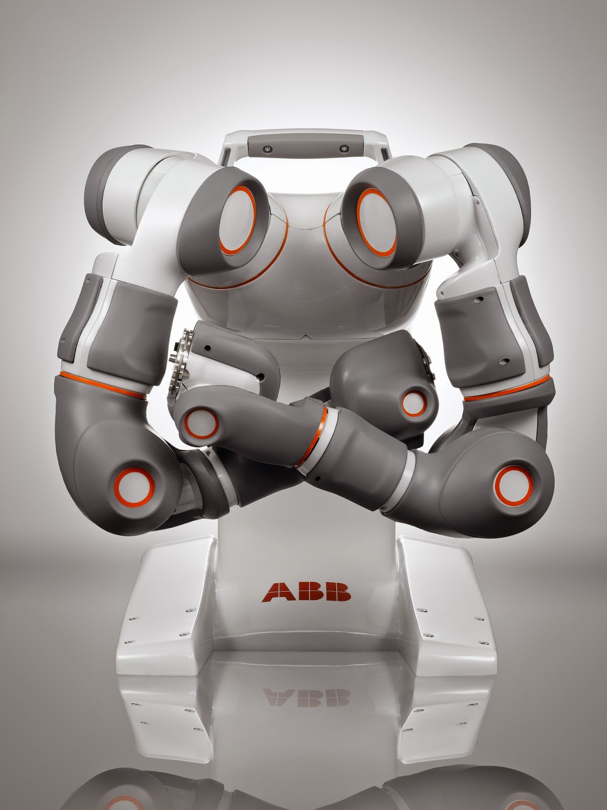 Redes Mundo Eléctrico ABB presenta a YuMi, el primer robot