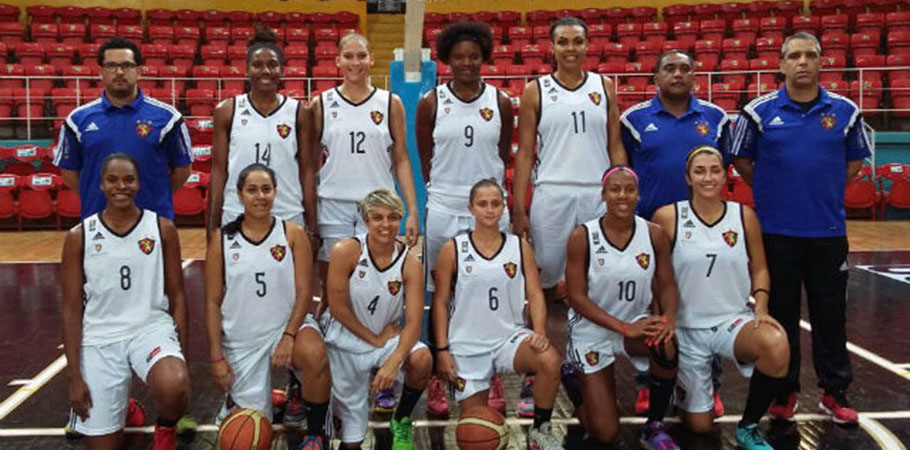 Seleção masculina de basquete vence Porto Rico e passa invicta para a  semifinal dos Jogos Pan