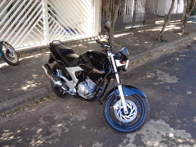 Qual foi sua primeira moto? DSC05381