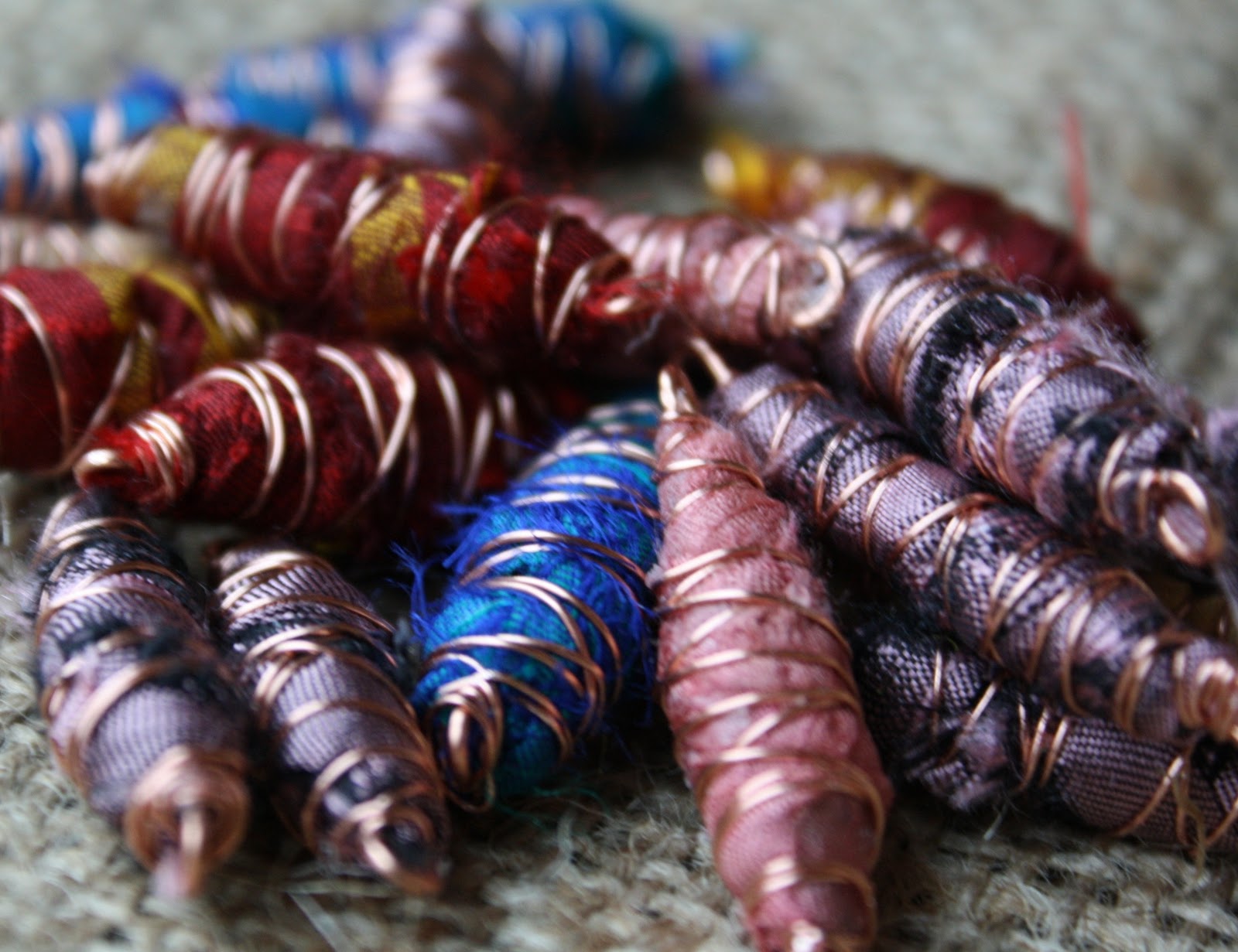 UMELECKY Textile Beads