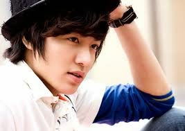 Biodata dan Foto Terbaru Lee Min Hoo Biodata dan Foto Terbaru Lee Min Hoo