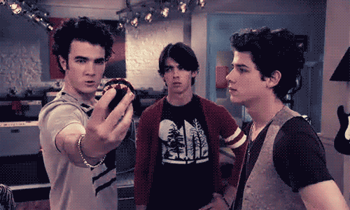 http://4.bp.blogspot.com/-6lbWj4qHvcY/U5Jle6GLJrI/AAAAAAAAALc/B6chGLLSUSI/s1600/tumblr_mdso369rmc1ravvn9o1_500.gif