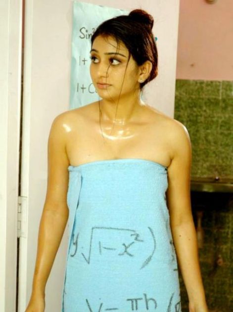 swathi priya in towel latest photos