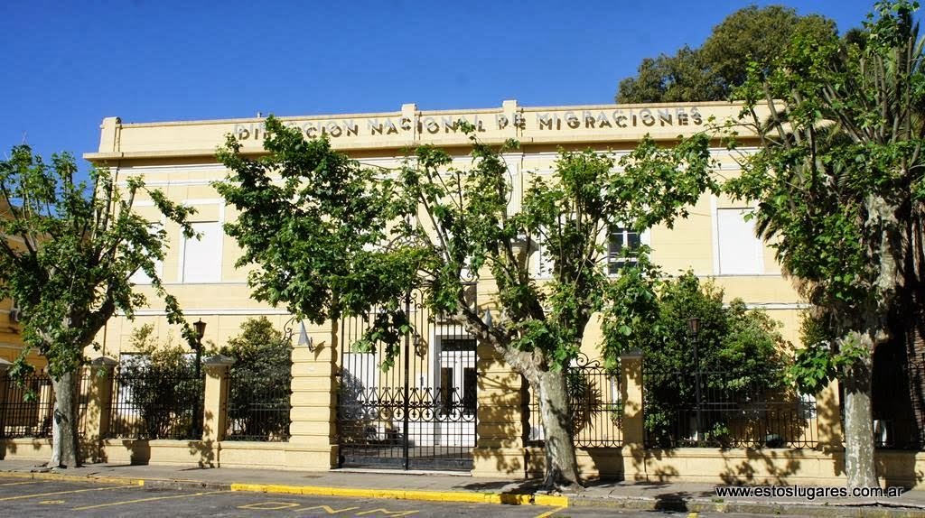 Estos Lugares Museo de la Inmigración, Museo de la Universidad de Tres