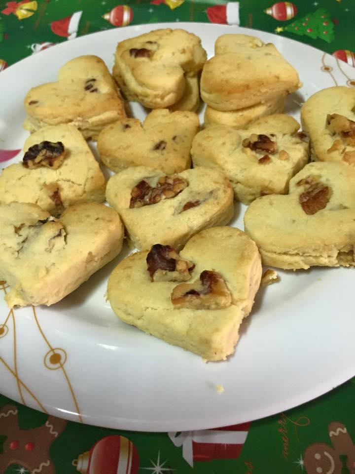 Walnuts Butter Cookies by Rita Ng