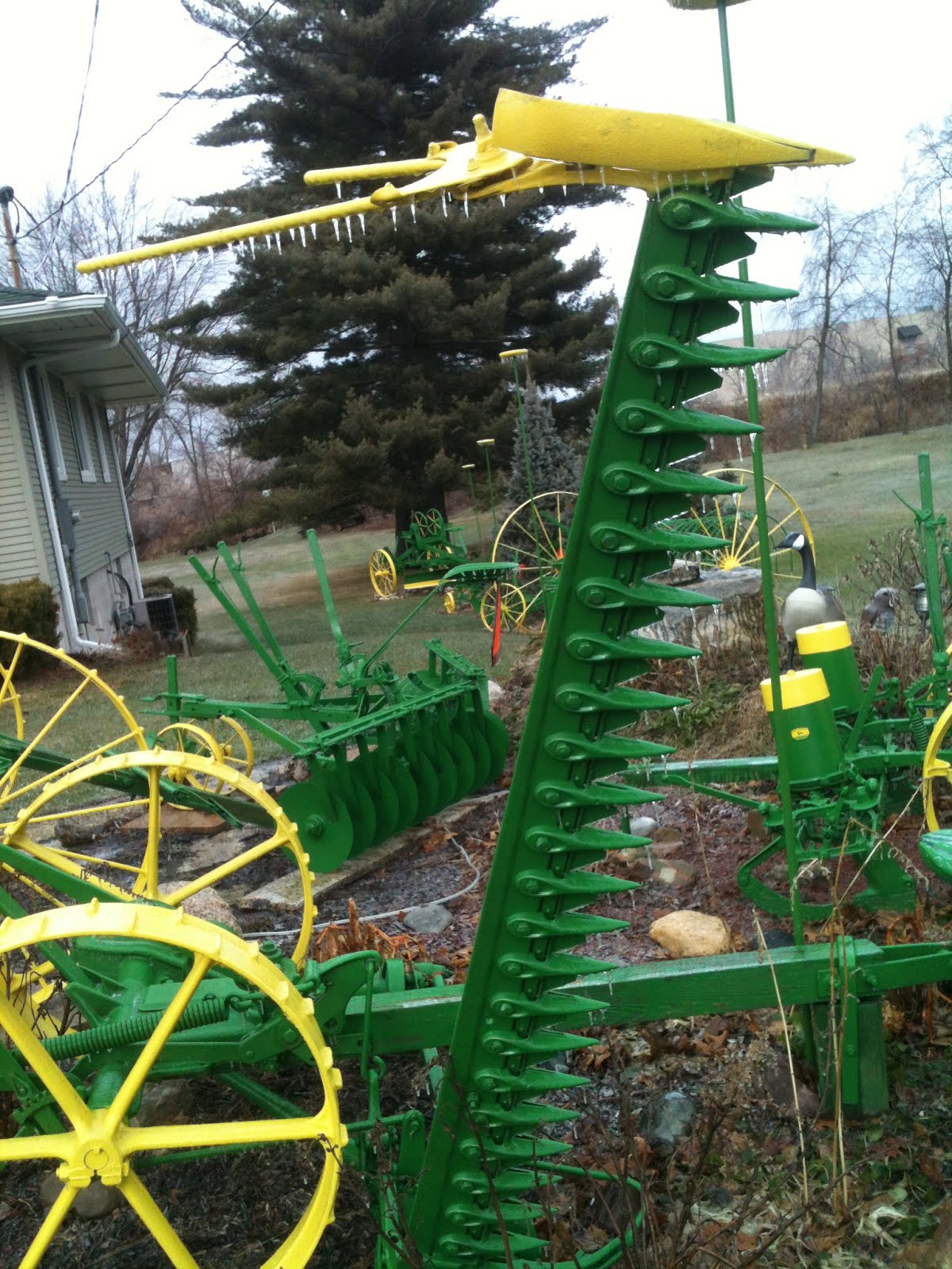 PezRich John Deere Horse Drawn