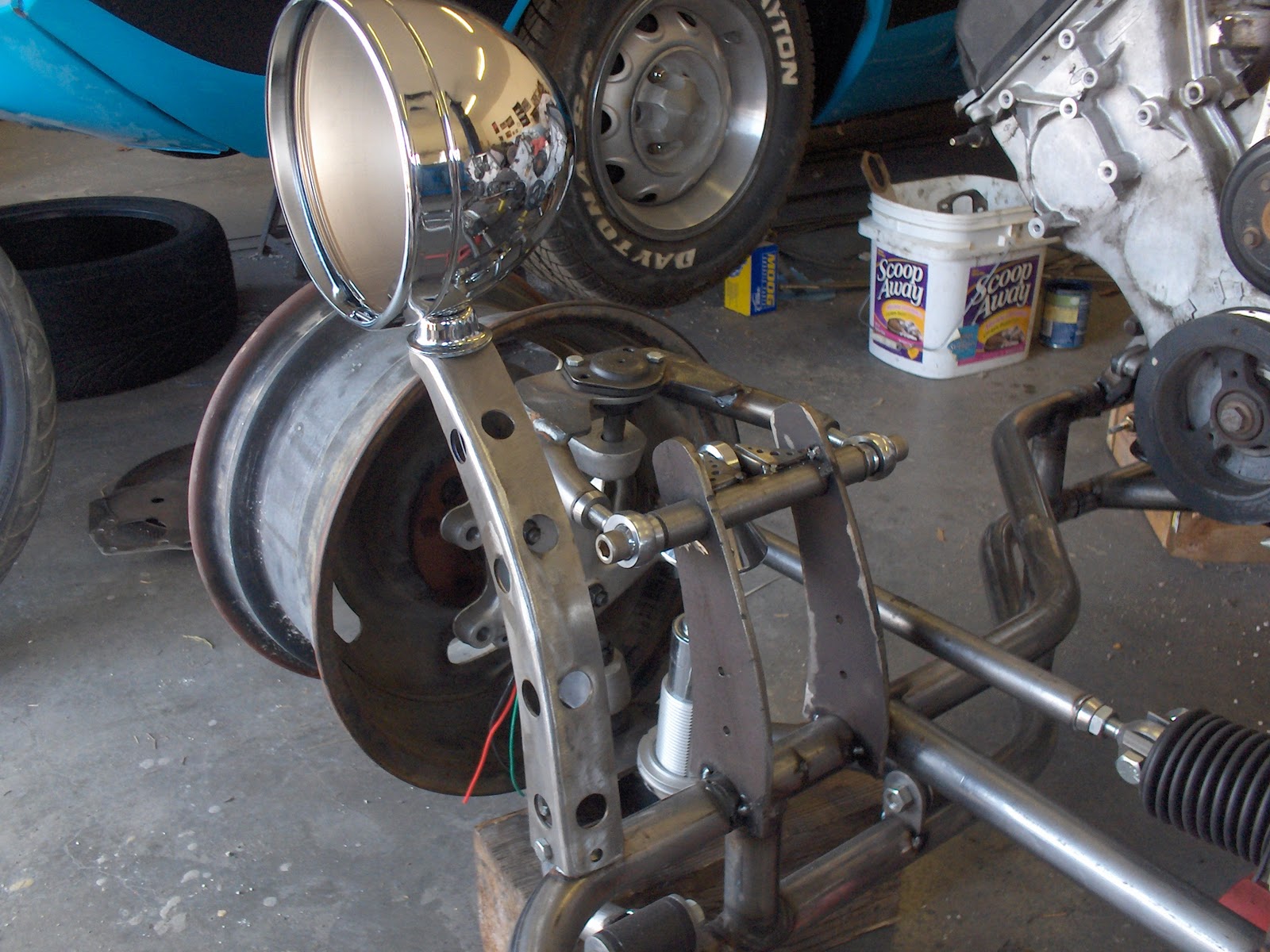 Hot Rod e Kustom 1927 Model T Roadster Double Trouble, V8s 4,6 litros.