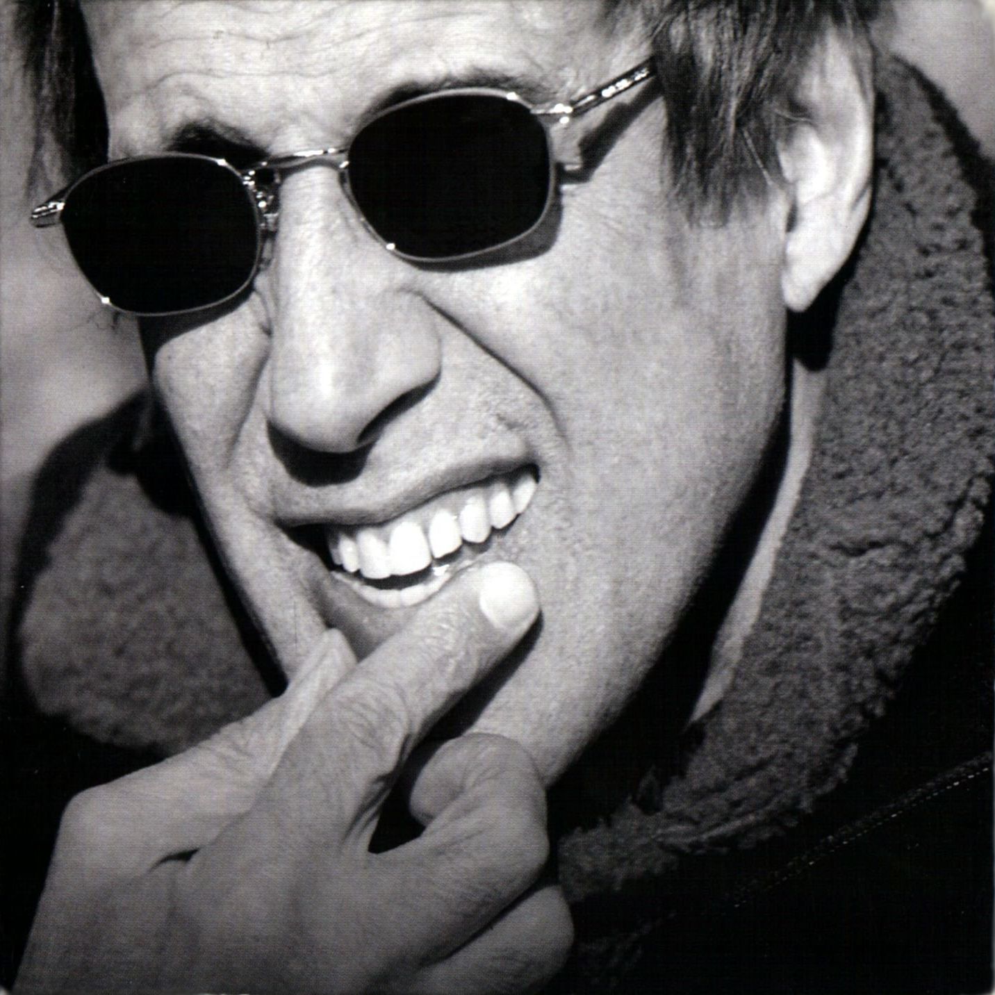 http://4.bp.blogspot.com/-6pXftg2Qv9Y/TZjxLZ-PzsI/AAAAAAAAEVw/t0c0IUZIwGk/s1600/Adriano+Celentano+io+non+so+parlar+d%2527amore.jpg